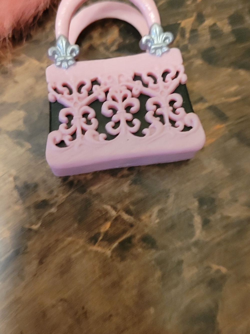 G1 Monster High Rochelle Goyle Ghouls Night Out With Wings & MH stand - Picture 4 of 9